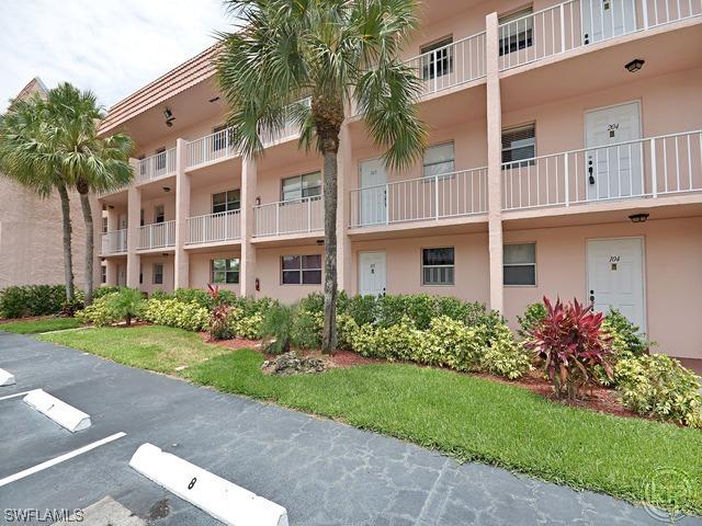 225 Turtle Lake Ct. #203, Naples, FL