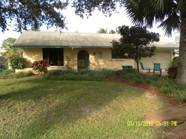 8233 Harrisburg Dr., Fort Myers, FL