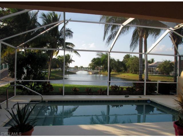 3368 Cayman Ln., Naples, FL 34119