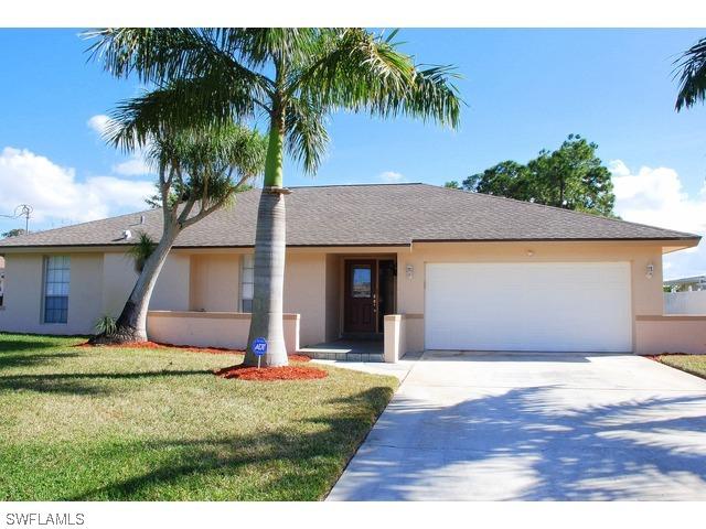 366 Cypress Way, Naples, FL 34110
