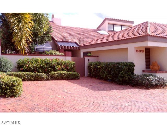 539 Bay Villas Ln., Naples, FL