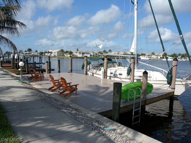 321 Stella Maris Dr., Naples, FL 34114