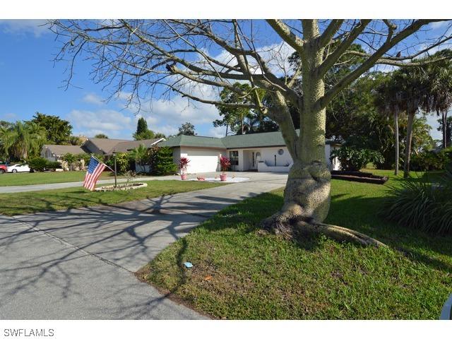 16856 Fox Den, Fort Myers, FL 33908