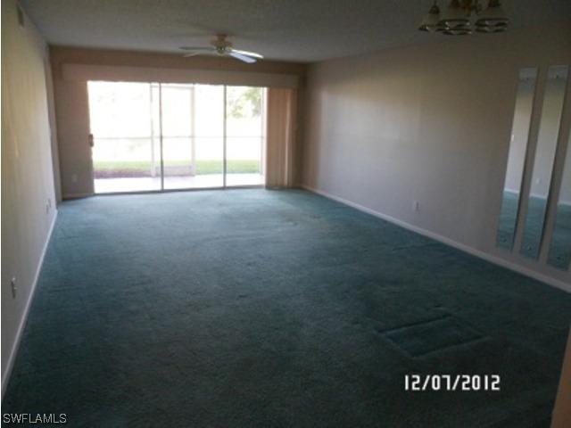 6985 Dennis Cir. #101, Naples, FL 34104