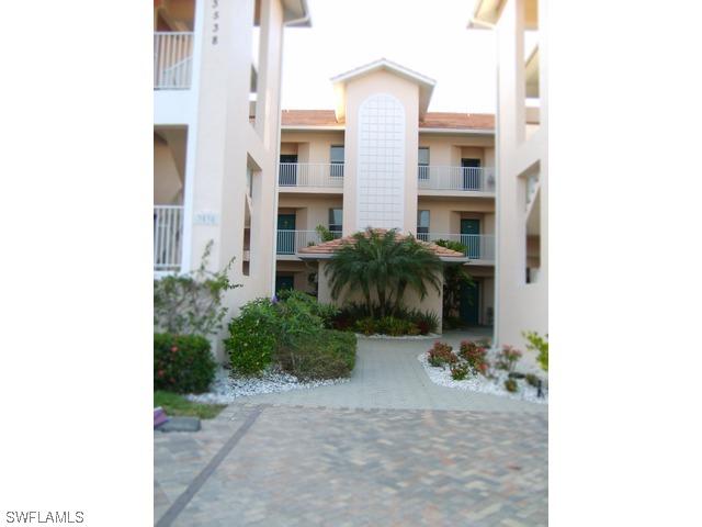 3538 Haldeman Creek Dr. #126, Naples, FL