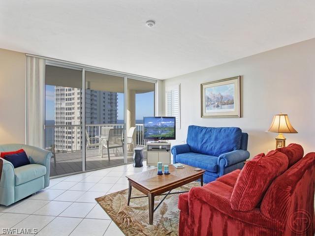 50 Seagate Dr. #903, Naples, FL