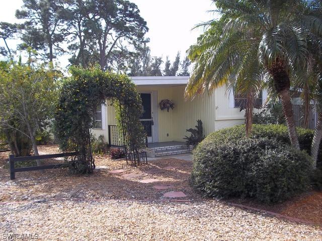 3833 Unique Cir., Fort Myers, FL