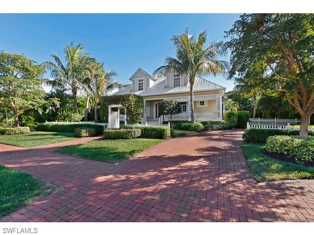 214 8th Ave., Naples, FL