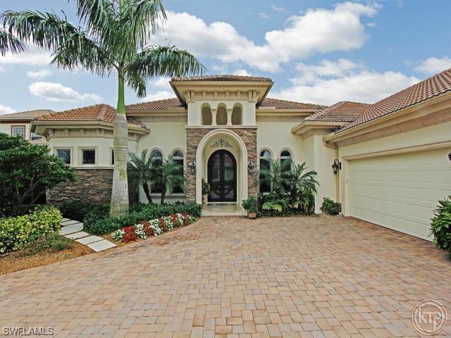 6813 Il Regalo Cir., Naples, FL 34109