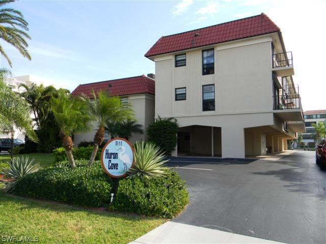 911 Huron St., Marco Island, FL