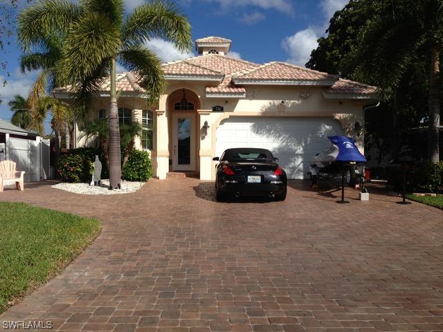 741 103rd Ave., Naples, FL