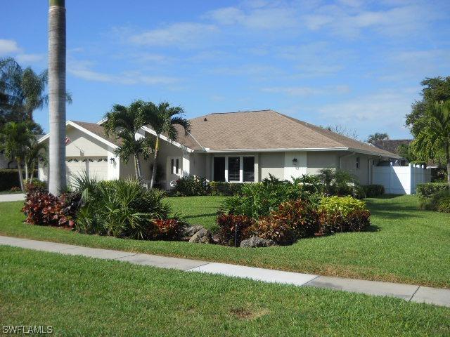 2416 Camden Ct., Naples, FL 34105