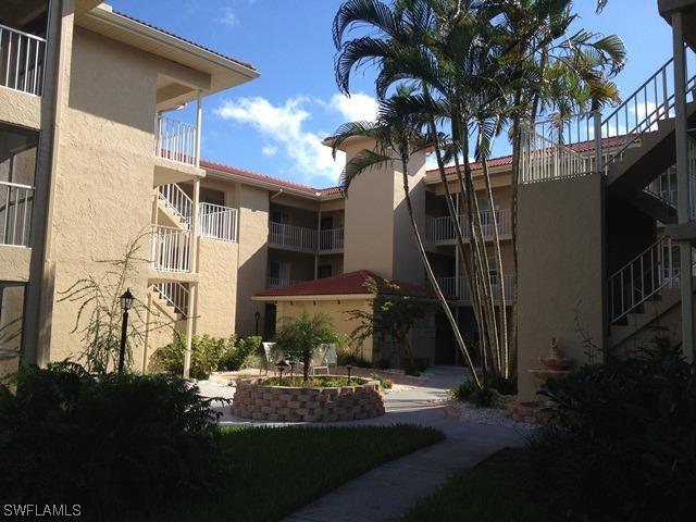 1051 Foxfire Ln. #301, Naples, FL 34104