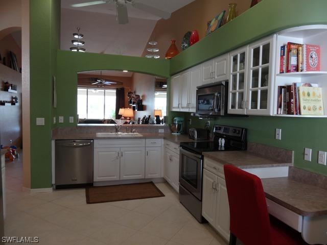 8016 Sivon Way, Naples, FL 34119