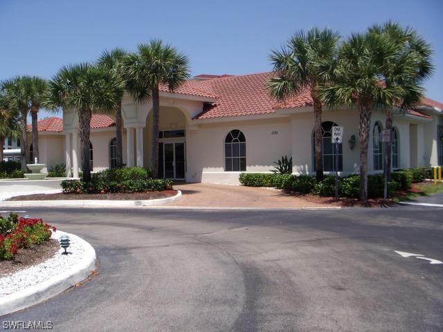 29 Highpoint Cir. #407, Naples, FL 34103