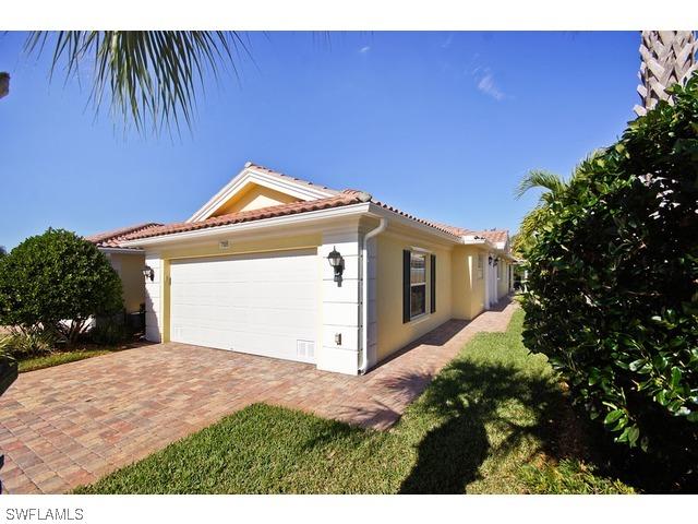 7585 Rozzini Ln., Naples, FL 34114