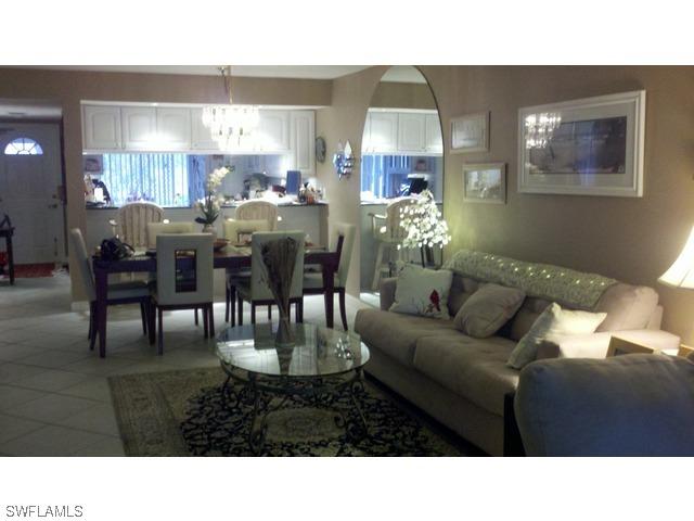 2202 Hidden Lake Dr. #7, Naples, FL