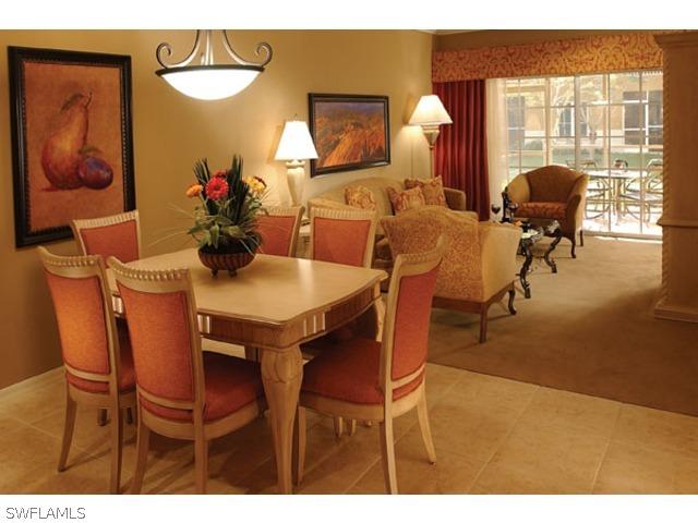 221 9th St. #113, Naples, FL