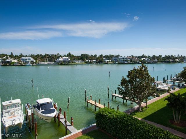 2650 Gulf Shore Blvd. #204, Naples, FL