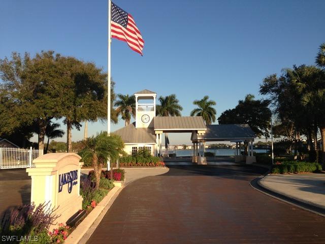 2885 Citrus Lake Dr. #102, Naples, FL 34109