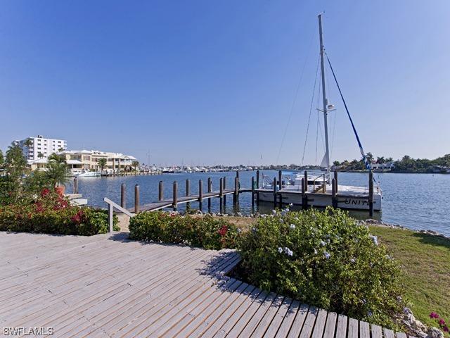686 15th Ave., Naples, FL