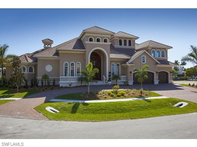 504 Tigertail Ct., Marco Island, FL 34145