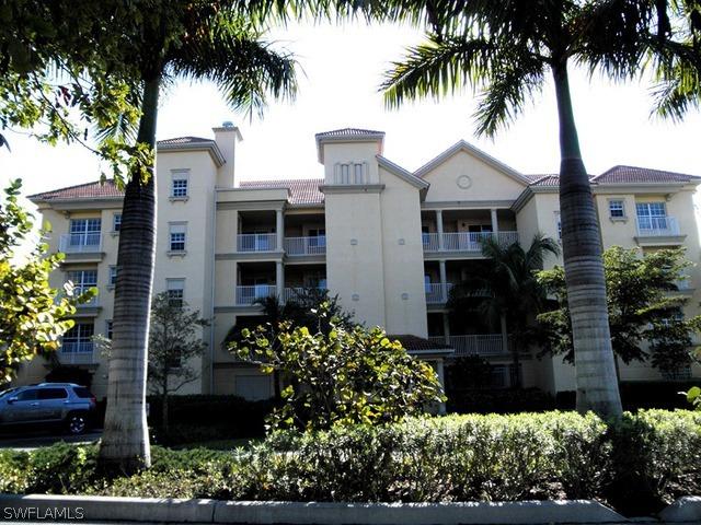 7431 Bella Lago Dr. #322, Fort Myers Beach, FL 33931