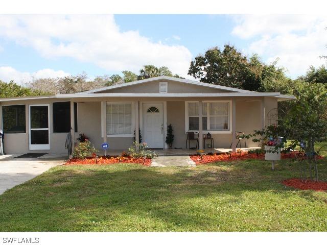 4825 Palmetto Ct., Naples, FL 34112