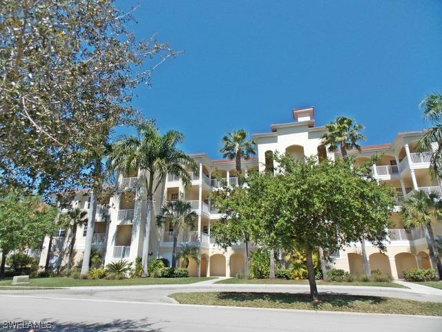 4853 Hampshire Ct. #104, Naples, FL 34112