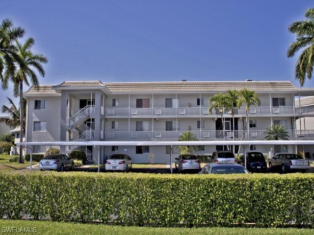 215 Cypress Way #C-9, Naples, FL 34110