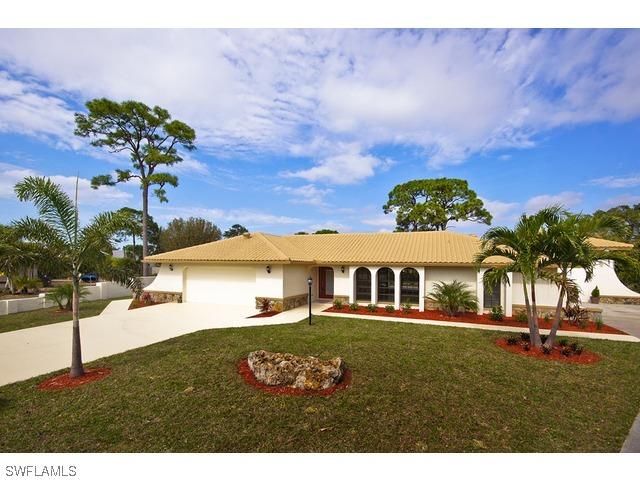 13750 Mcgregor Blvd., Fort Myers, FL 33919