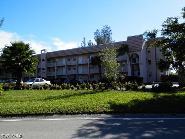 400 Forest Lakes Blvd. #311, Naples, FL 34105