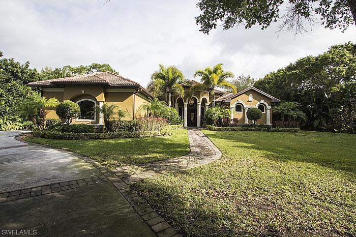 5941 Napa Woods Way, Naples, FL 34116