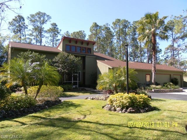 1885 Oakes Blvd., Naples, FL