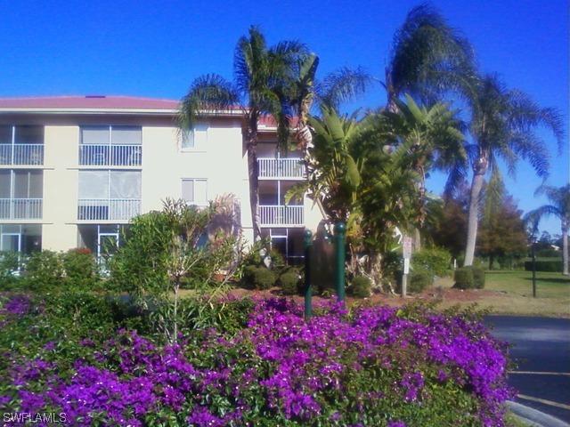 1075 Foxfire Ln. #208, Naples, FL