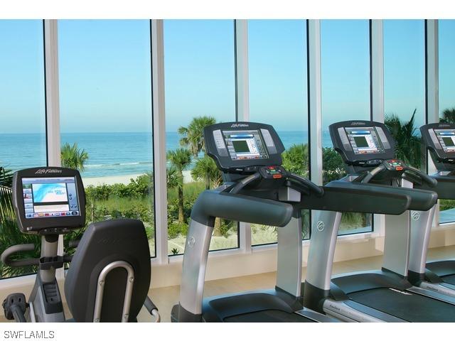 11125 Gulf Shore Dr. #PH01, Naples, FL 34108