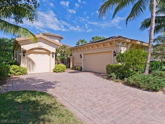 18112 Lagos Way, Naples, FL 34110