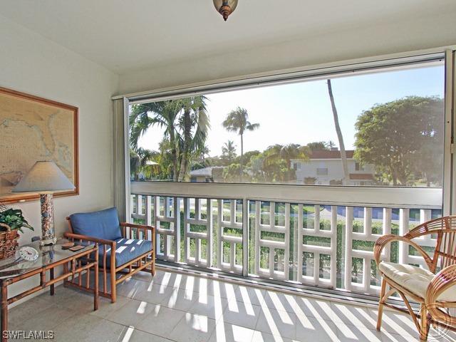 423 3rd St., Naples, FL