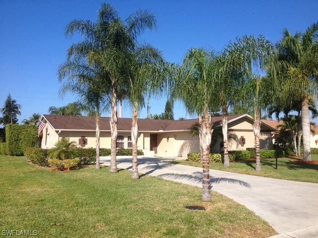 4416 Beechwood Lake Dr., Naples, FL 34112