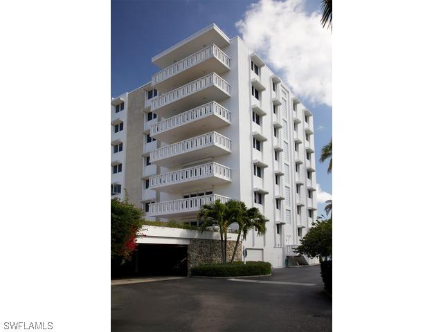 1325 7th St. #6-A, Naples, FL