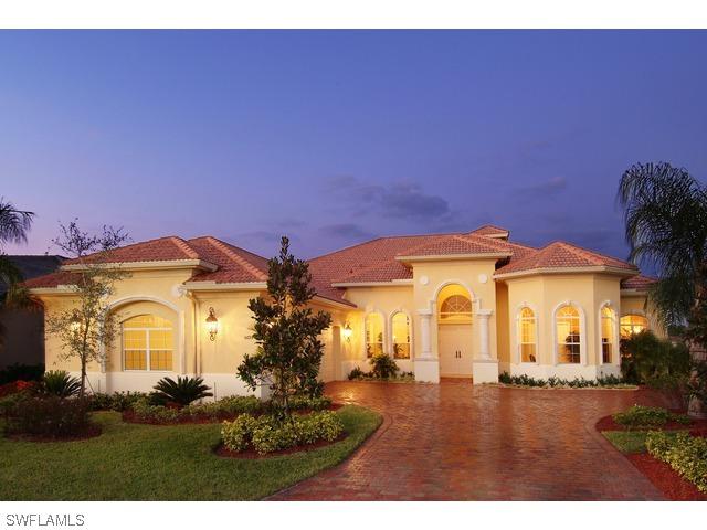 5865 Hammock Isles Cir., Naples, FL 34119