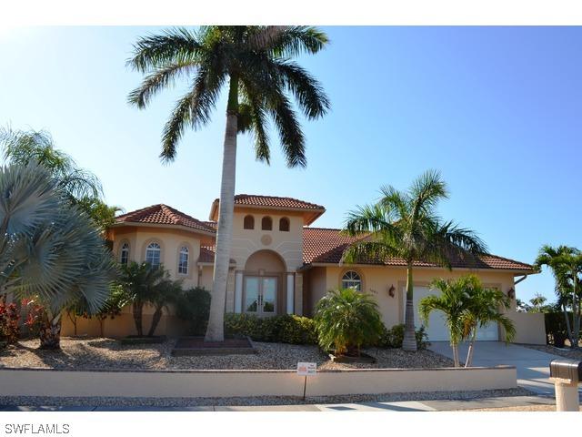 1081 Dana Ct., Marco Island, FL 34145