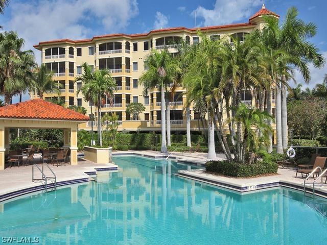 2738 Tiburon Blvd. #403, Naples, FL 34109