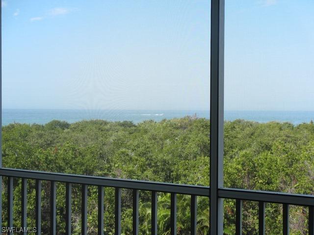 5 Bluebill Ave. #504, Naples, FL 34108