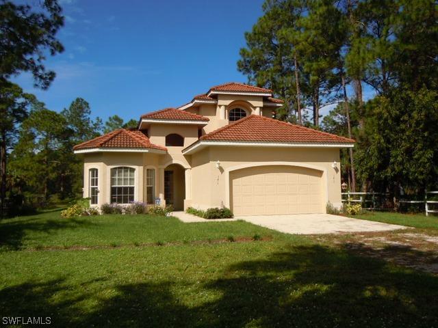 171 12th St., Naples, FL 34120