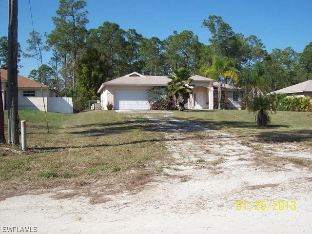 2243 Kean Ct., Naples, FL 34117