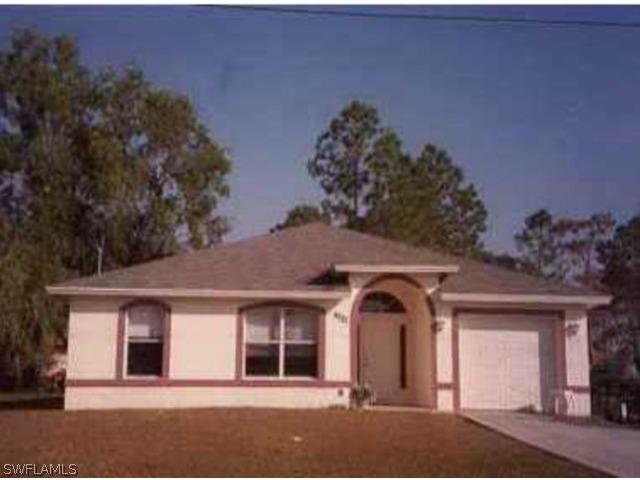 4821 Oahu Dr., Naples, FL 34112