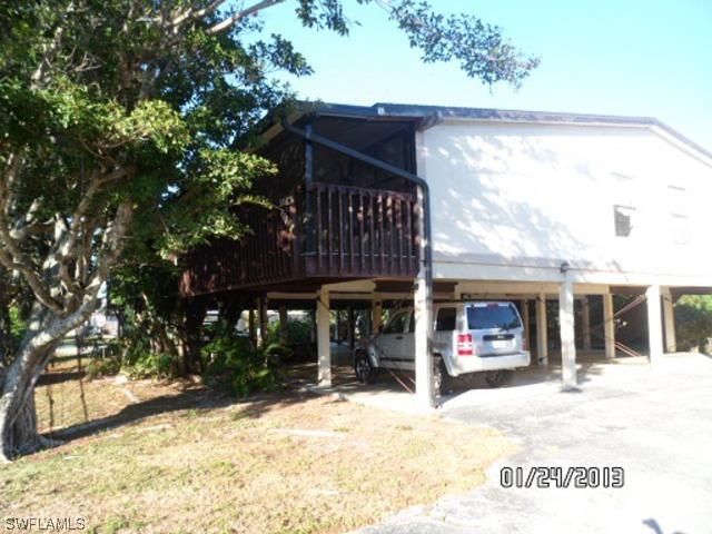 5348 Treetops Dr., Naples, FL