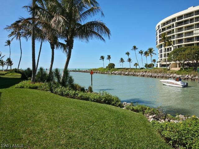 2240 Gulf Shore Blvd. #K-3, Naples, FL