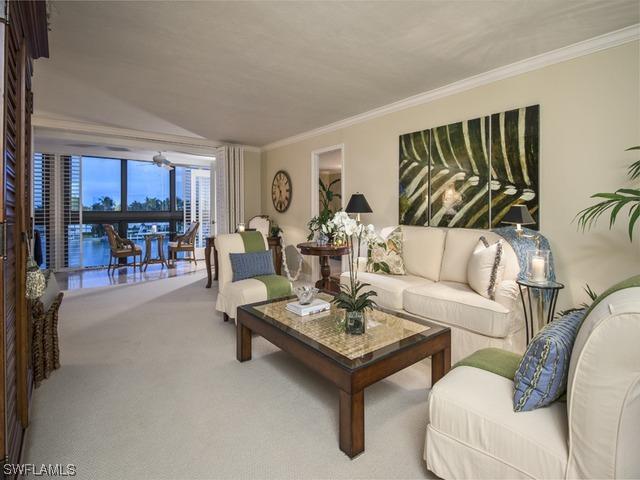 2400 Gulf Shore Blvd. #304, Naples, FL